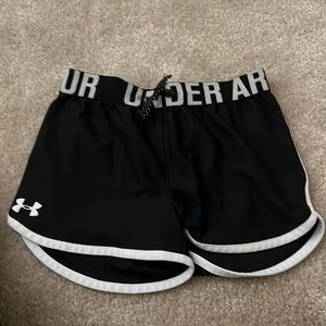 under armour black running shorts